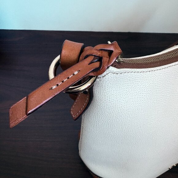 Dooney & Bourke Bone Color Turn Lock Key Shoulder Purse Hobo Leather Bag - Picture 11 of 16